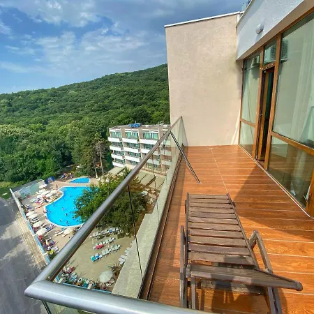Mirabelle Hotel Golden Sands Exterior photo