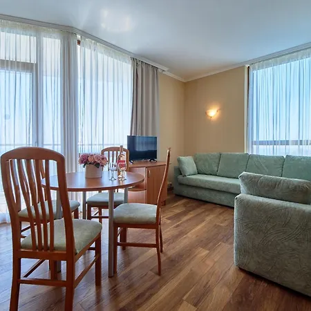 Mirabelle Hotel Golden Sands Exterior photo